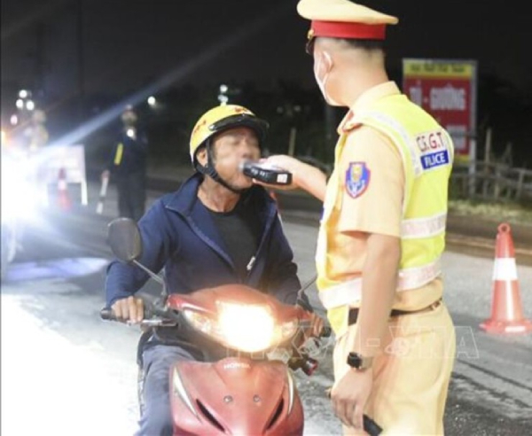 Các hình phạt bổ sung khác về mức phạt nồng độ cồn xe máy